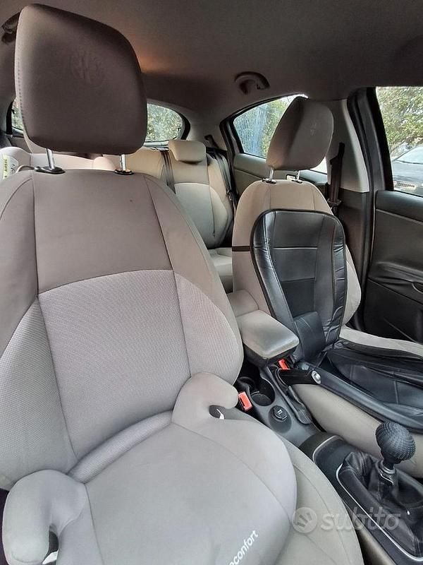 Usata Alfa Romeo Giulietta 2015 Grigio Utilitaria