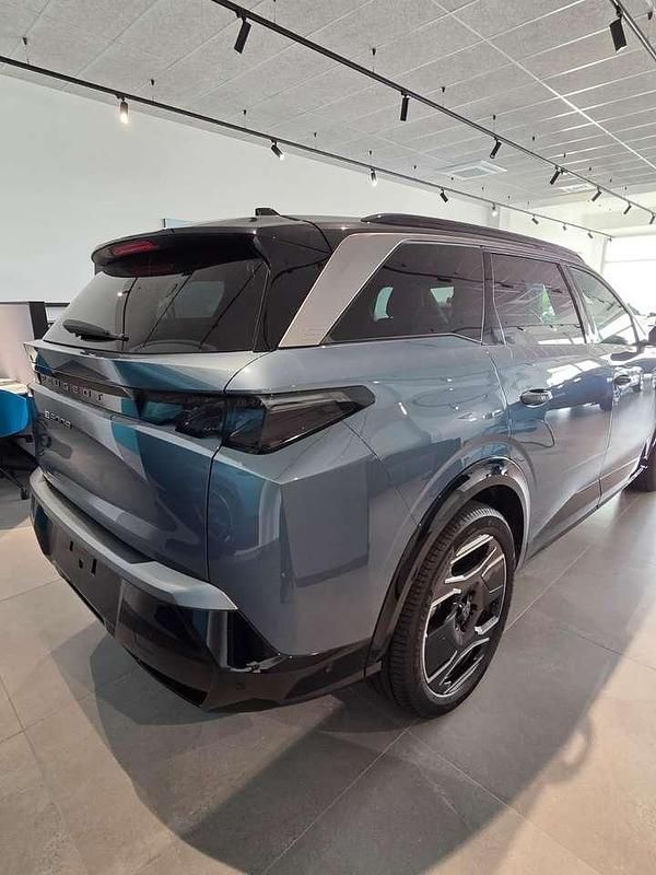 Nuevo Peugeot 5008 GTi 103 kW (141 CV) 2025 Azul Monovolumen