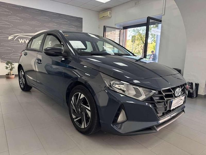 Usata Hyundai i20 84 CV (61 kW) 2023 Grigio Utilitaria