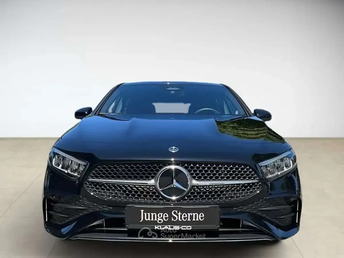 Usata Mercedes A200 AMG line 163 CV (119 kW) 2024 Nero Berlina