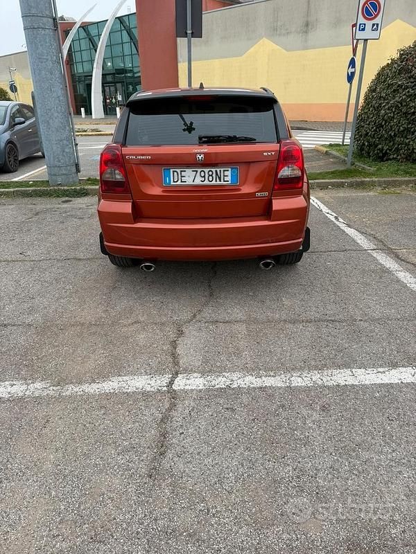 Usata Dodge Caliber 140 CV (102 kW) 2007 Marrone Utilitaria