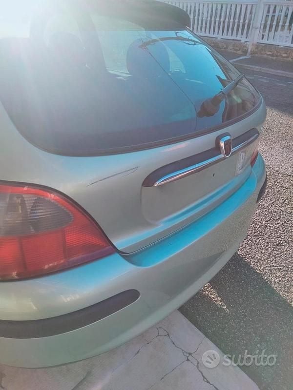 Usata Rover 200 71 CV (52 kW) 2000 Verde Berlina