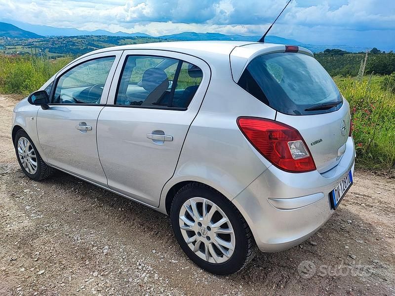 Usata Opel Corsa 2009 Utilitaria
