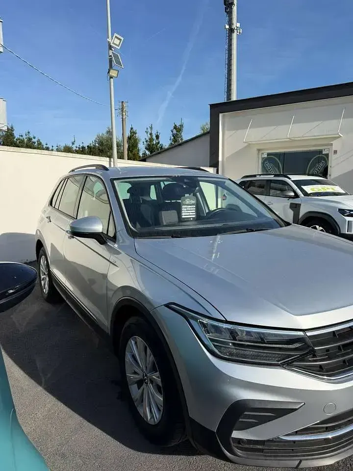 Usata VW Tiguan Life 150 CV (110 kW) 2021 Grigio SUV