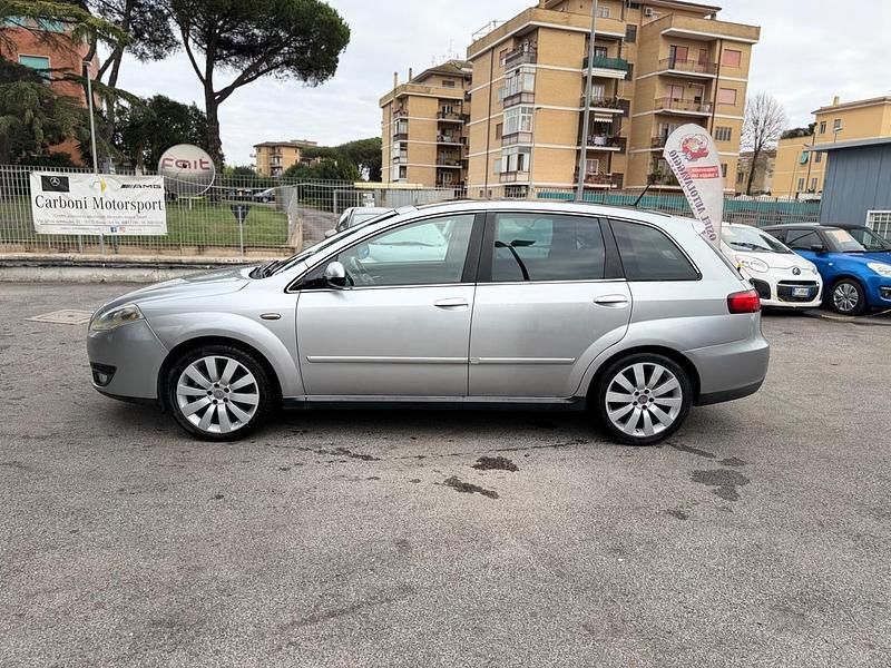 Usata Fiat Croma 200 CV (147 kW) 2008 Argento Station wagon