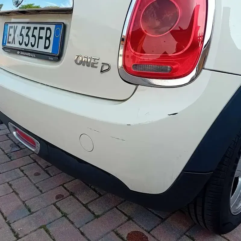 Usata Mini Cooper D 109 CV (80 kW) 2014 Utilitaria