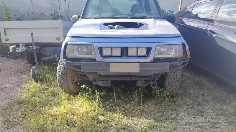 Second-hand Suzuki Vitara 68 CP (50 kW) 1996 Berlinǎ