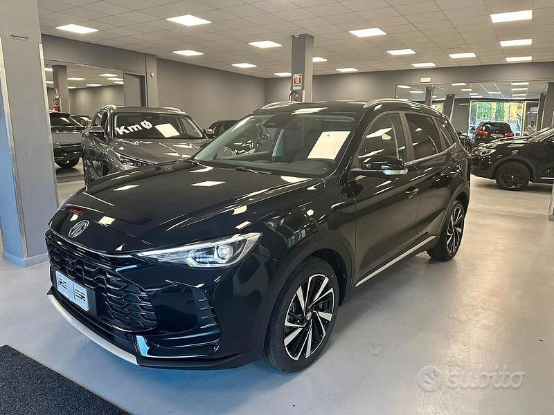 Nero Nuova 2025 MG ZS Luxury Station wagon | 24.400 € (Molto cara) - Immagine 1/4