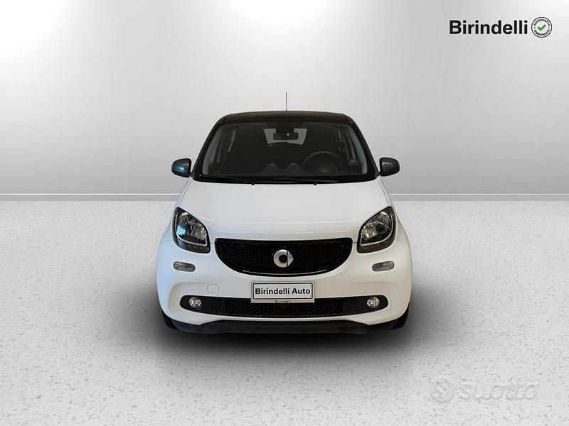 Usata Smart ForFour Passion 70 CV (51 kW) 2017 Bianco Utilitaria