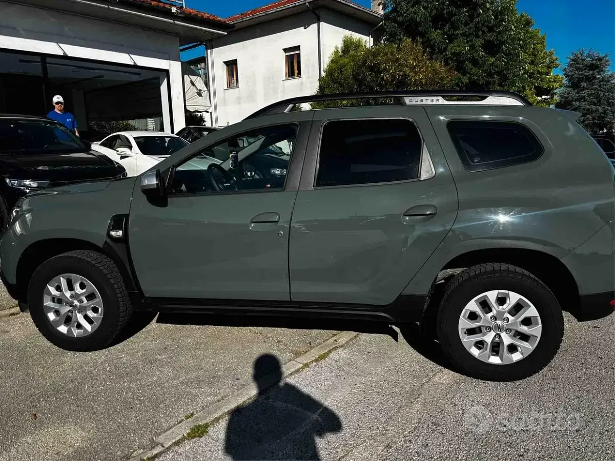 Usata Dacia Duster Expression 101 CV (74 kW) 2023 Verde SUV