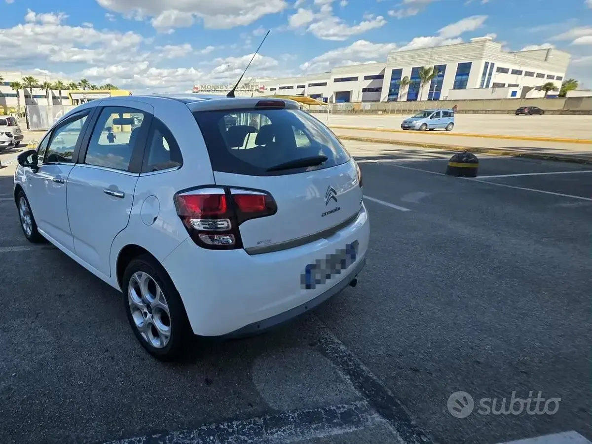 Usata Citroën C3 Exclusive 68 CV (50 kW) 2015 Bianco Utilitaria