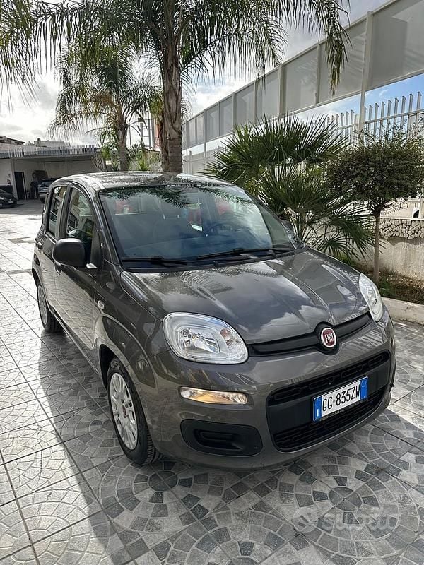 Grigio Usata 2021 Fiat Panda Cross Cross Utilitaria | 7900 € (Super prezzo) - Immagine 1/4