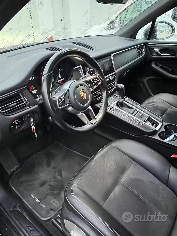 Usata Porsche Macan 245 CV (180 kW) 2021 Grigio SUV