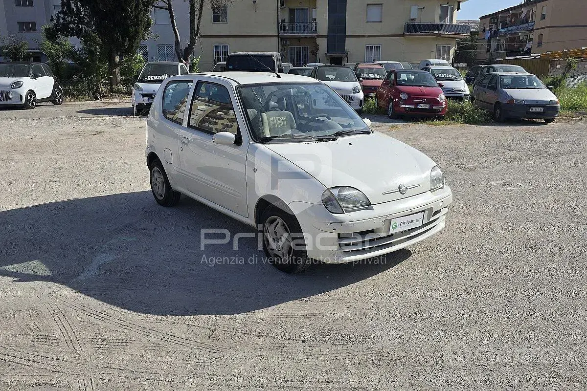 Usata Fiat 600 Active 54 CV (39 kW) 2007 Bianco Utilitaria