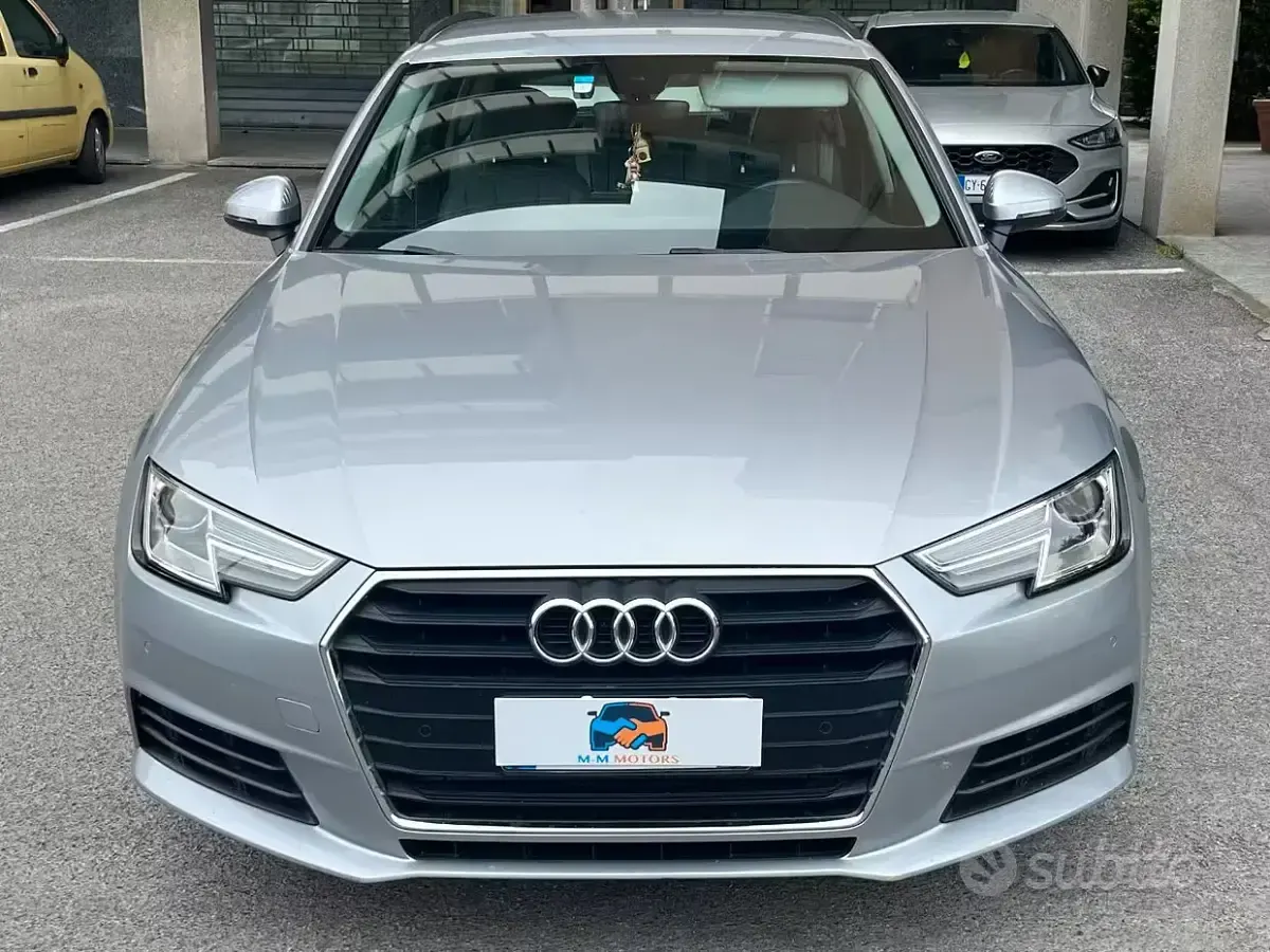 Usata Audi A4 Business 218 CV (160 kW) 2017 Grigio Station wagon