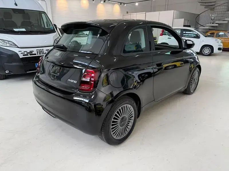 Nuova Fiat 500 Icon 65 CV (47 kW) 2026 Other Utilitaria