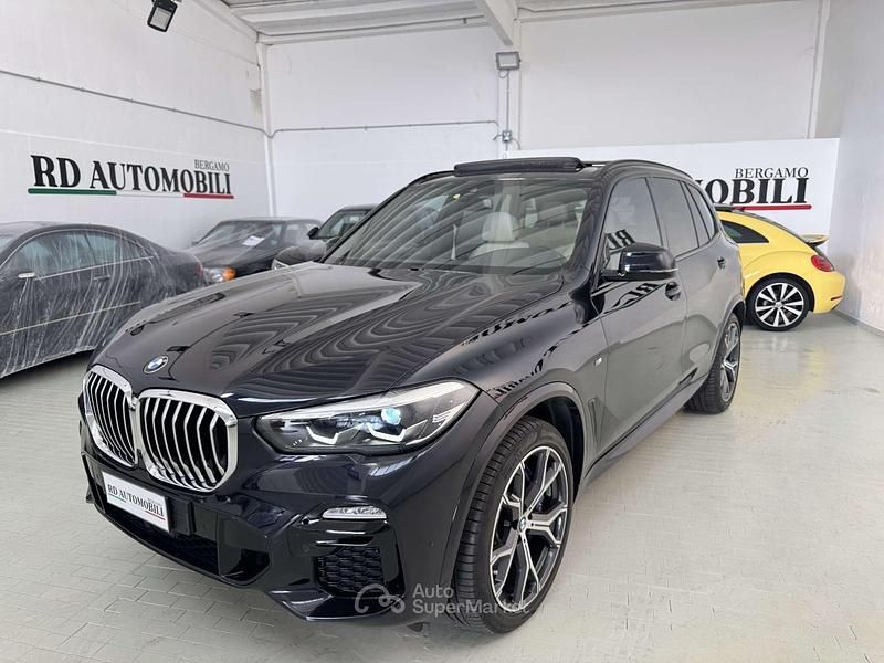 Usata BMW X5 M Sport 265 CV (194 kW) 2019 Blu tanzanite metallizzato SUV
