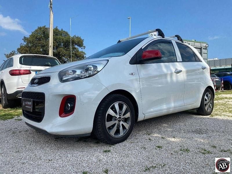 Usata Kia Picanto 69 CV (50 kW) 2016 Bianco Utilitaria
