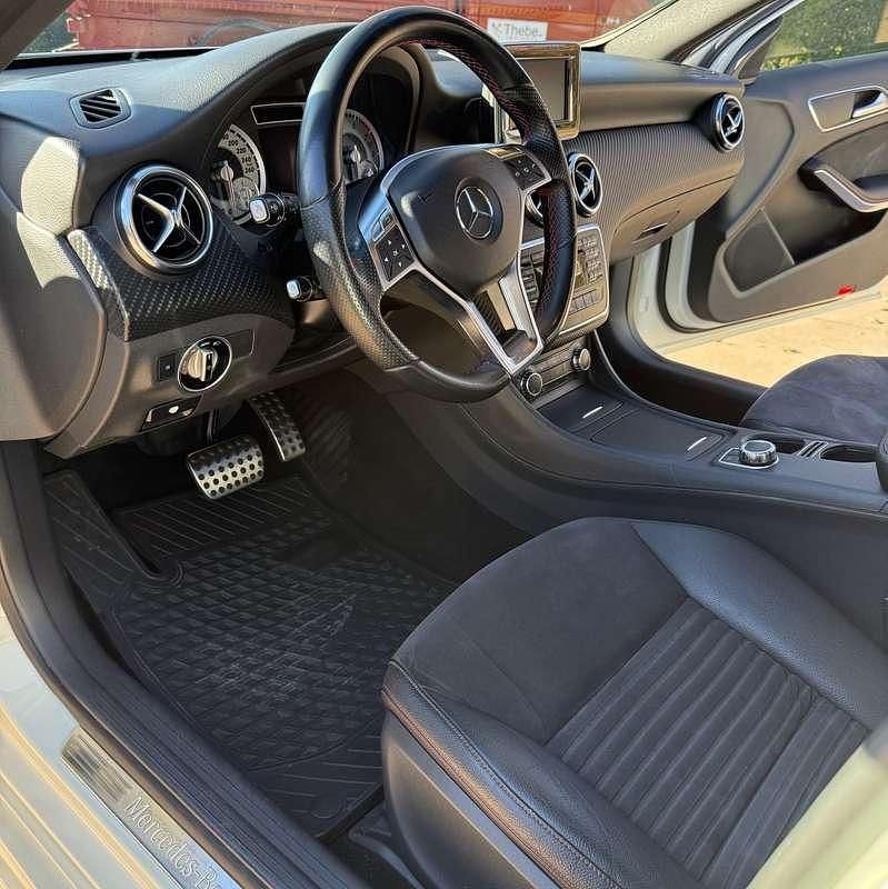 Usata Mercedes A180 Premium 122 CV (89 kW) 2014 Bianco Berlina