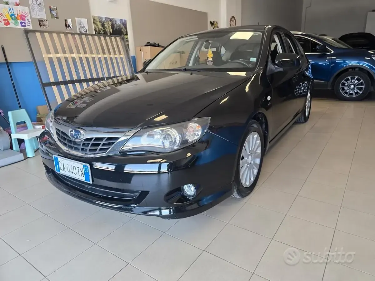 Usata Subaru Impreza Trend 150 CV (110 kW) 2011 Nero Berlina