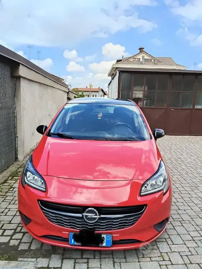 Usata Opel Corsa 75 CV (55 kW) 2016 Rosso Utilitaria