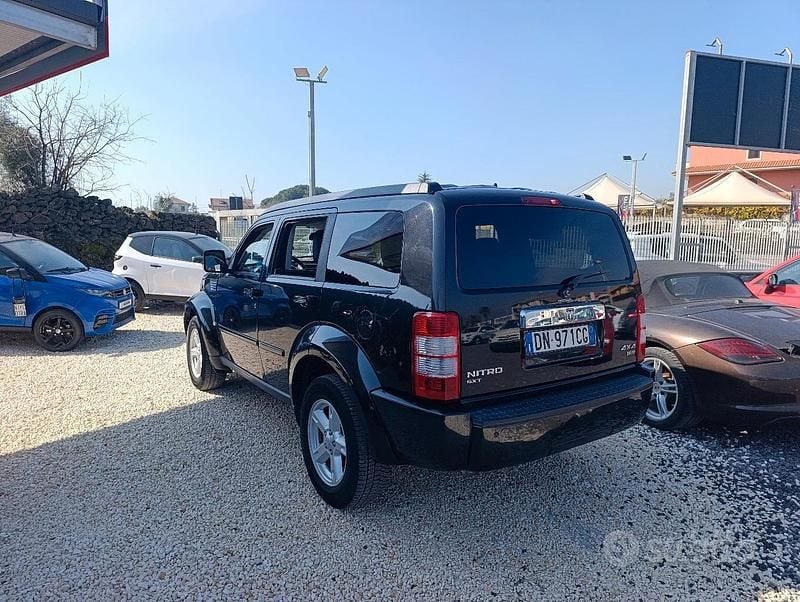 Usata Dodge Nitro 2008 Nero SUV