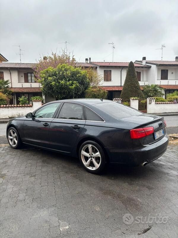 Usata Audi A6 Advanced Plus 204 CV (150 kW) 2011 Blu Berlina