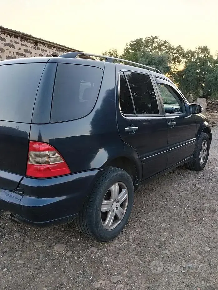 Usata Mercedes ML270 163 CV (119 kW) 2004 SUV