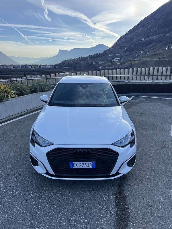 Usata Audi A3 Advanced 150 CV (110 kW) 2022 Bianco Berlina