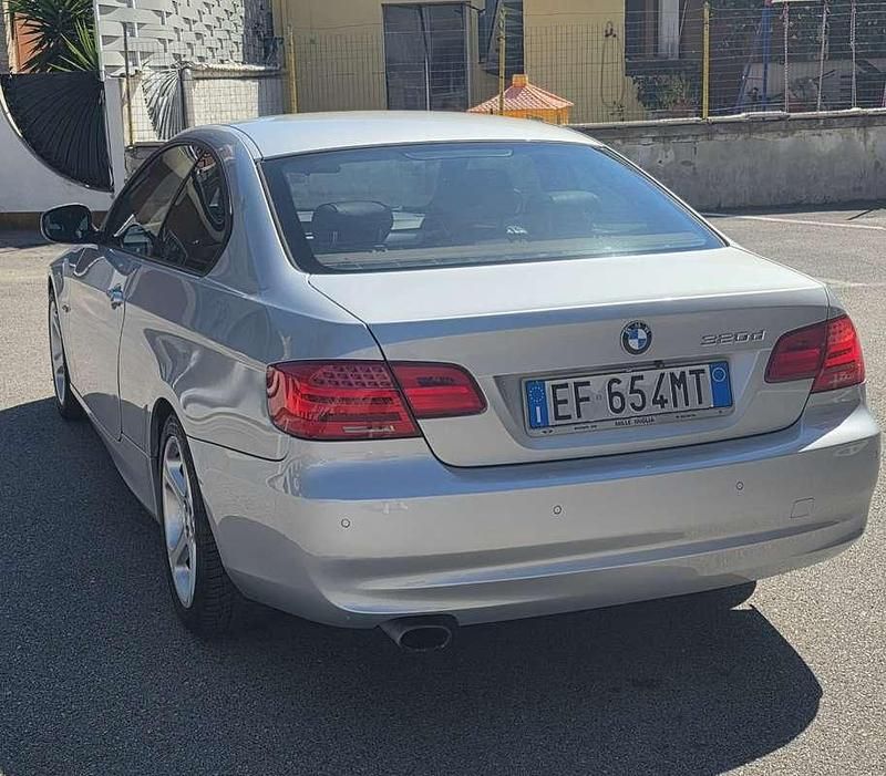 Usata BMW 320 M Sport 184 CV (135 kW) 2010 Coupé