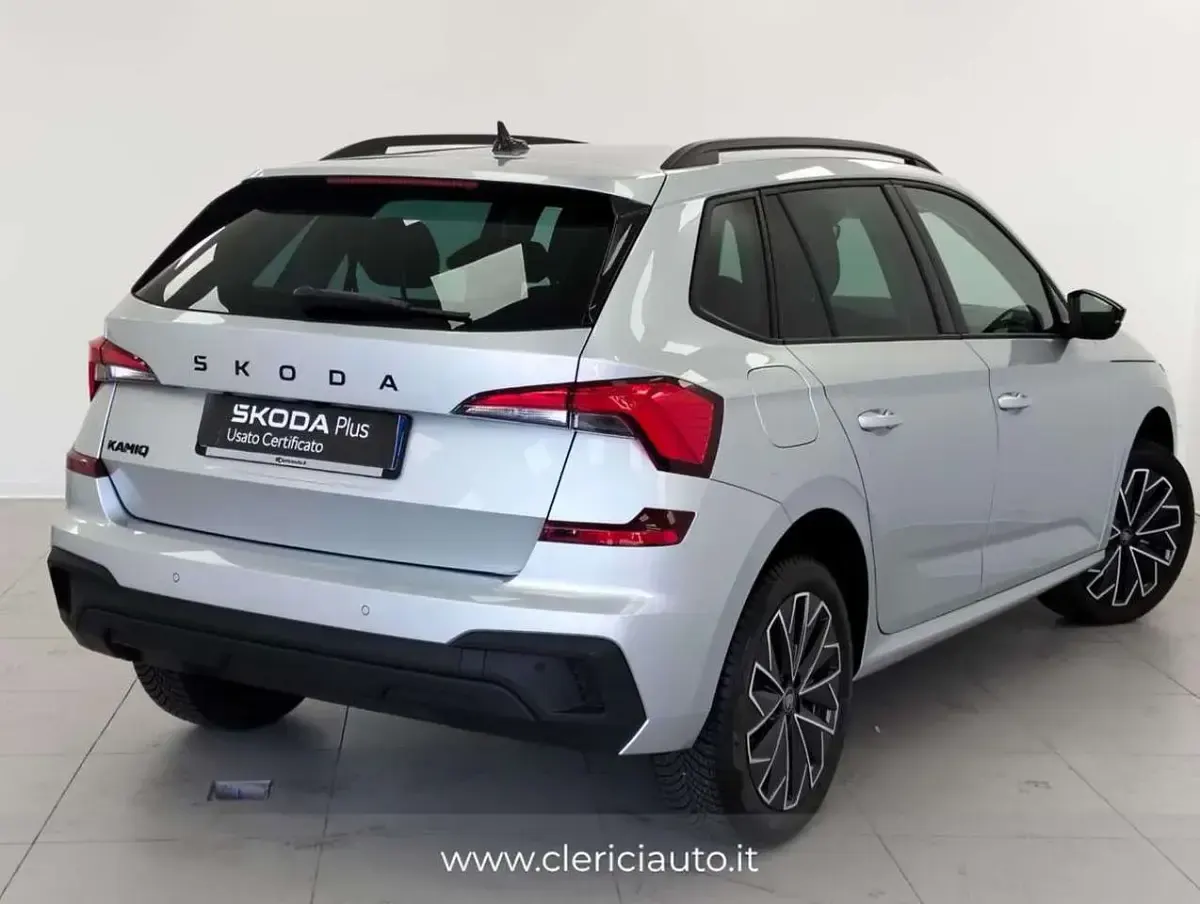 Usata Skoda Kamiq Selection 116 CV (85 kW) 2025 Argento SUV