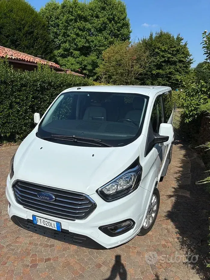 Usata Ford Tourneo 170 CV (125 kW) 2018 Bianco Monovolume