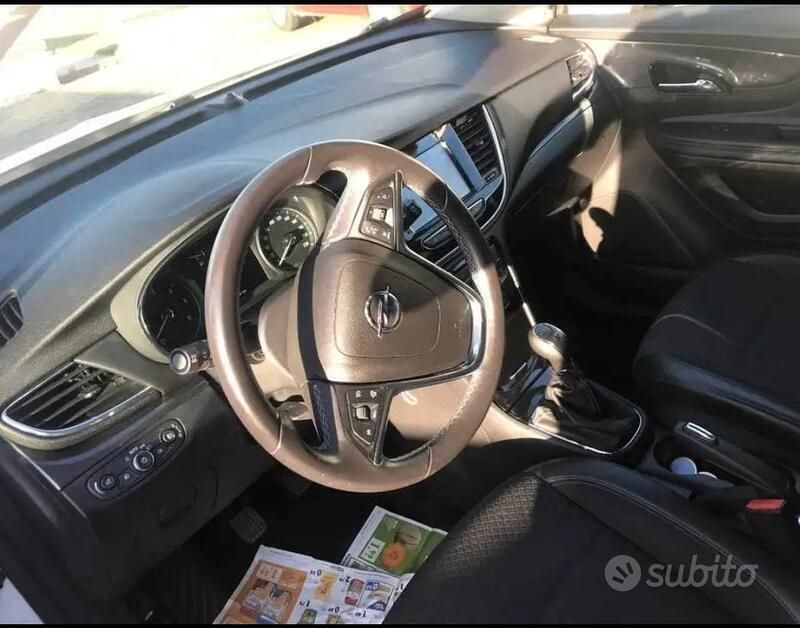 Usata Opel Mokka 137 CV (100 kW) 2019 Bianco SUV