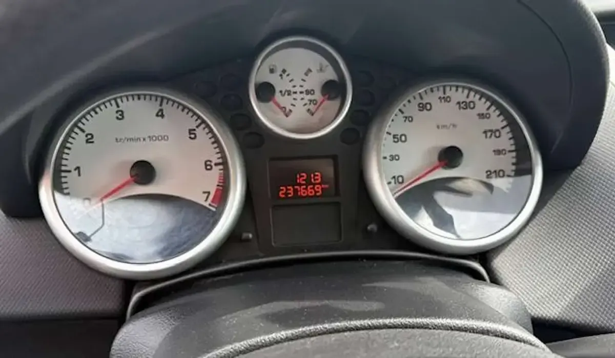 Usata Peugeot 207 73 CV (53 kW) 2010 Blu/azzurro Berlina