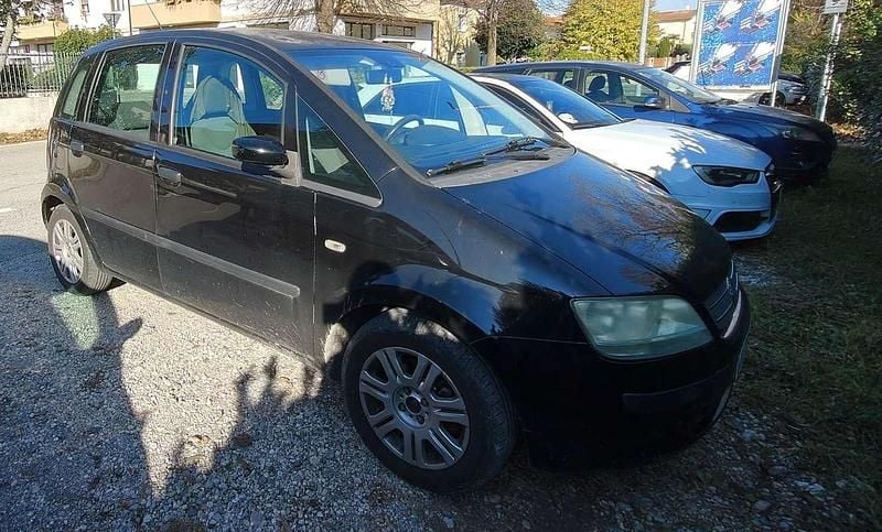 Usata Fiat Idea 69 CV (50 kW) 2007 Monovolume