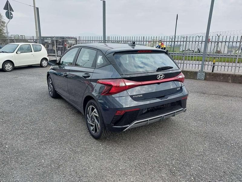 Nuova Hyundai i20 90 CV (66 kW) 2026 Grigio Utilitaria