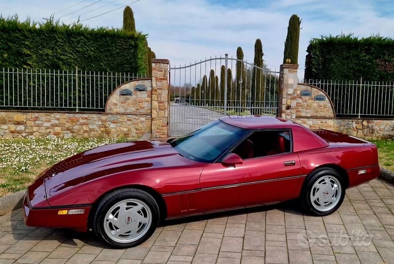 Usata Chevrolet Corvette C4 1987 Rosso Cabrio