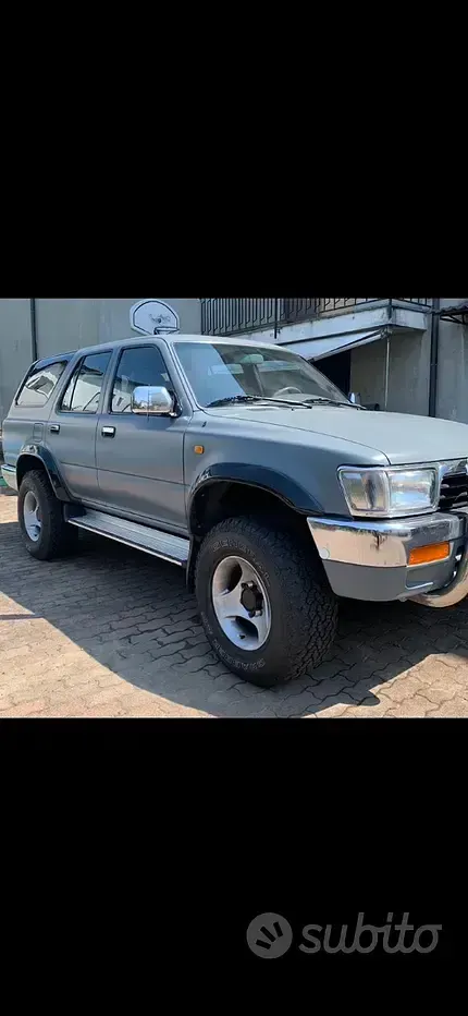 Usata Toyota 4 Runner 90 CV (66 kW) 1994 Grigio SUV