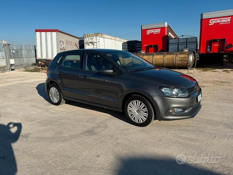 Usata VW Polo 90 CV (66 kW) 2015 Grigio Berlina