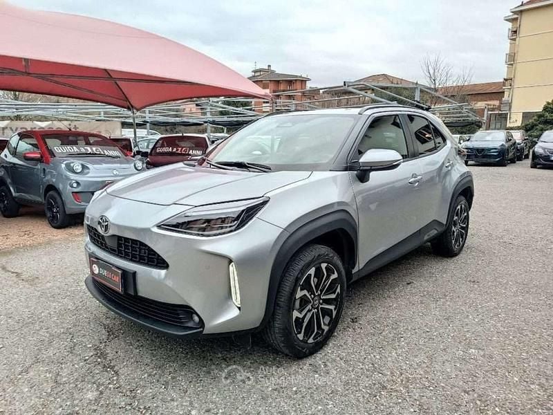 Usata Toyota Yaris Cross Trend 92 CV (67 kW) 2025 Argento SUV