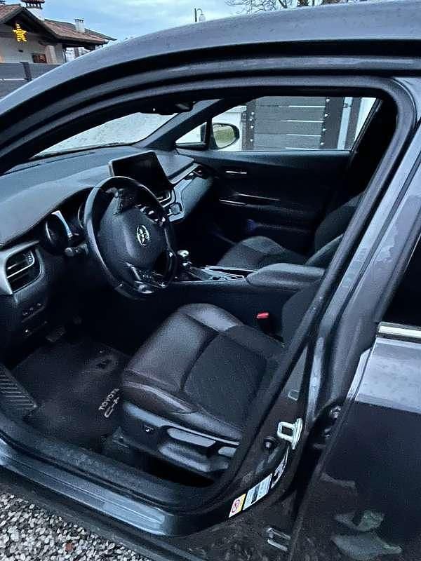 Usata Toyota C-HR Lounge 98 CV (72 kW) 2017 Grigio SUV