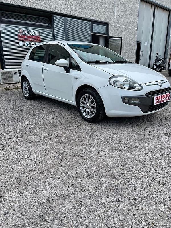 Usata Fiat Punto Evo 75 CV (55 kW) 2011 Bianco Utilitaria