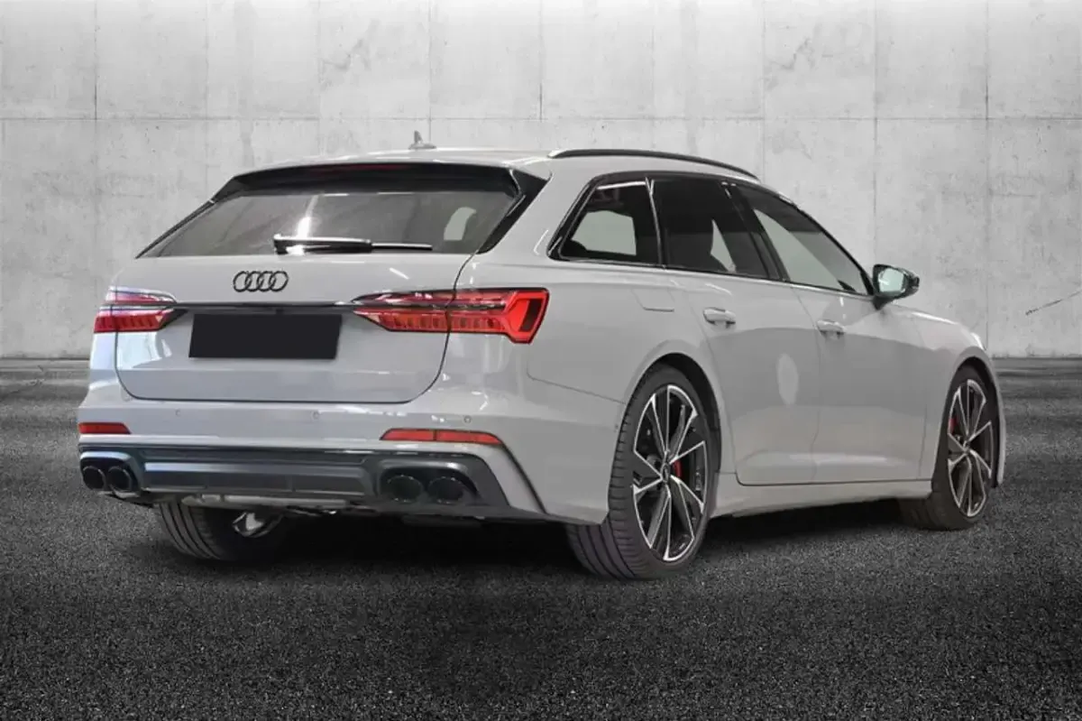 Usata Audi S6 344 CV (253 kW) 2023 Grigio Station wagon