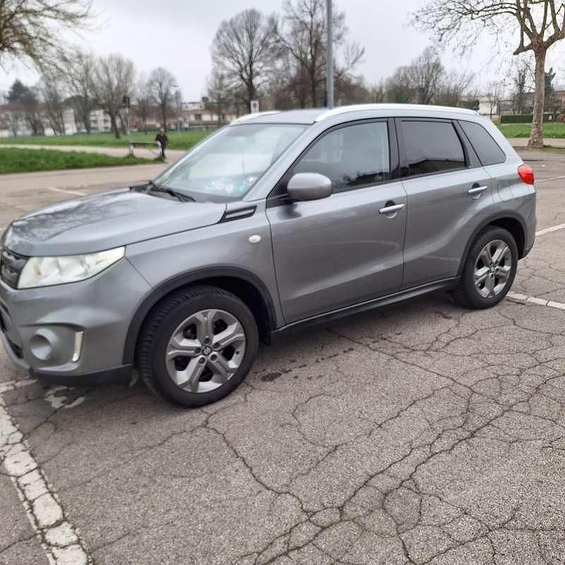 Usata Suzuki Vitara Cool 120 CV (88 kW) 2017 Grigio SUV