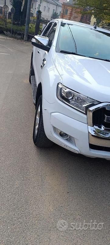 Usata Ford Ranger Limited 213 CV (156 kW) 2018 Bianco Pick-up