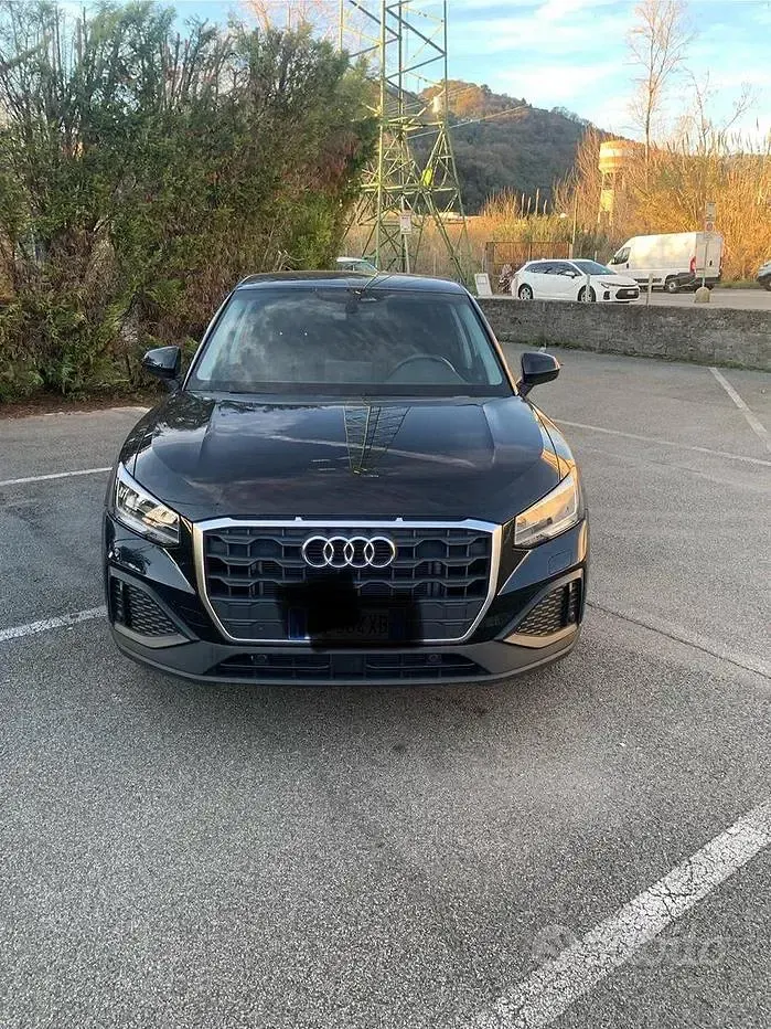 Usata Audi Q2 Admired 110 CV (80 kW) 2023 Nero SUV