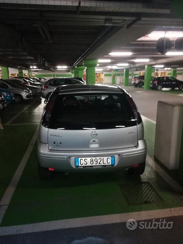 Usata Opel Corsa 2005 Grigio Utilitaria