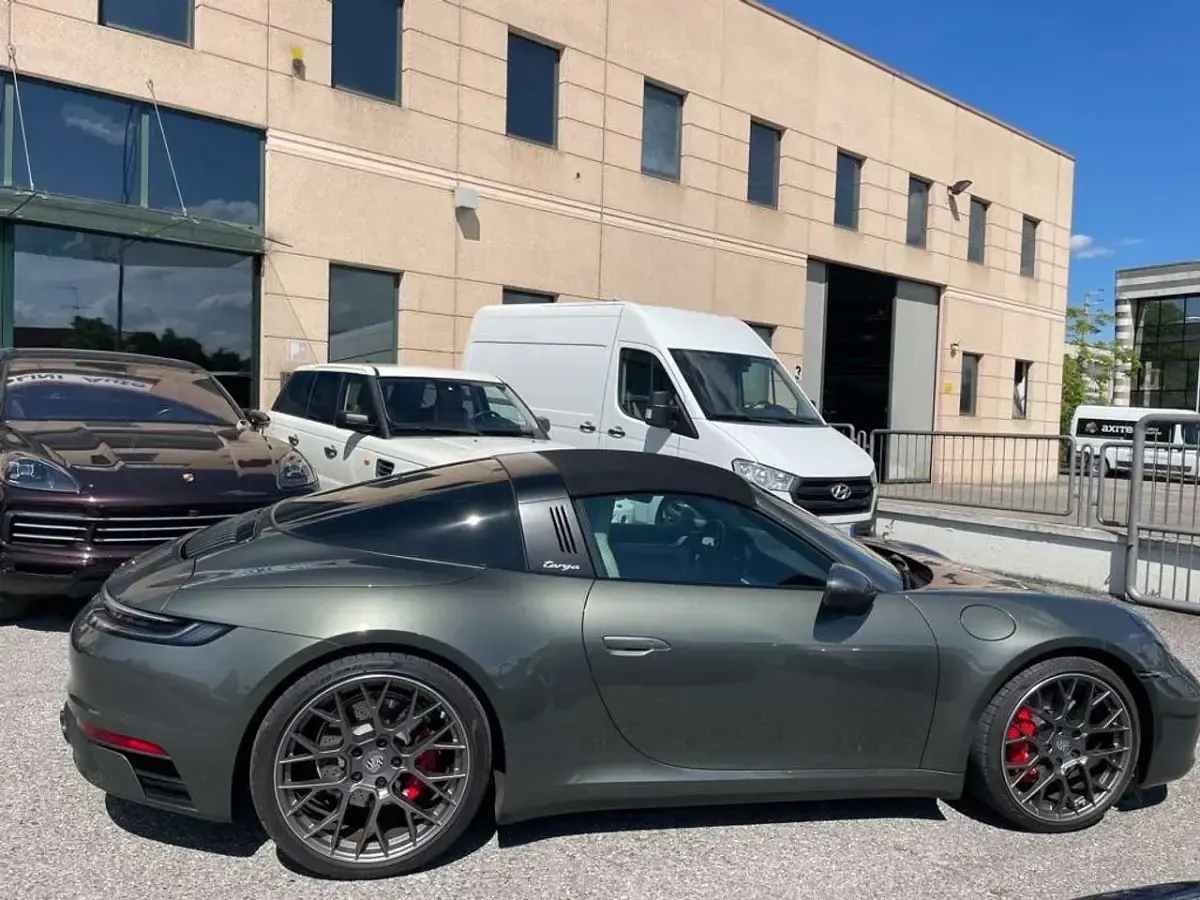Usata Porsche 911 Targa 4S Sport 450 CV (330 kW) 2022 Aventurine Cabrio