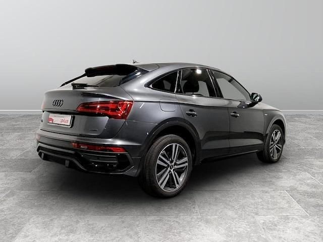 Usata Audi Q5 Sportback S-line plus 204 CV (150 kW) 2022 Grigio daytona perlato SUV