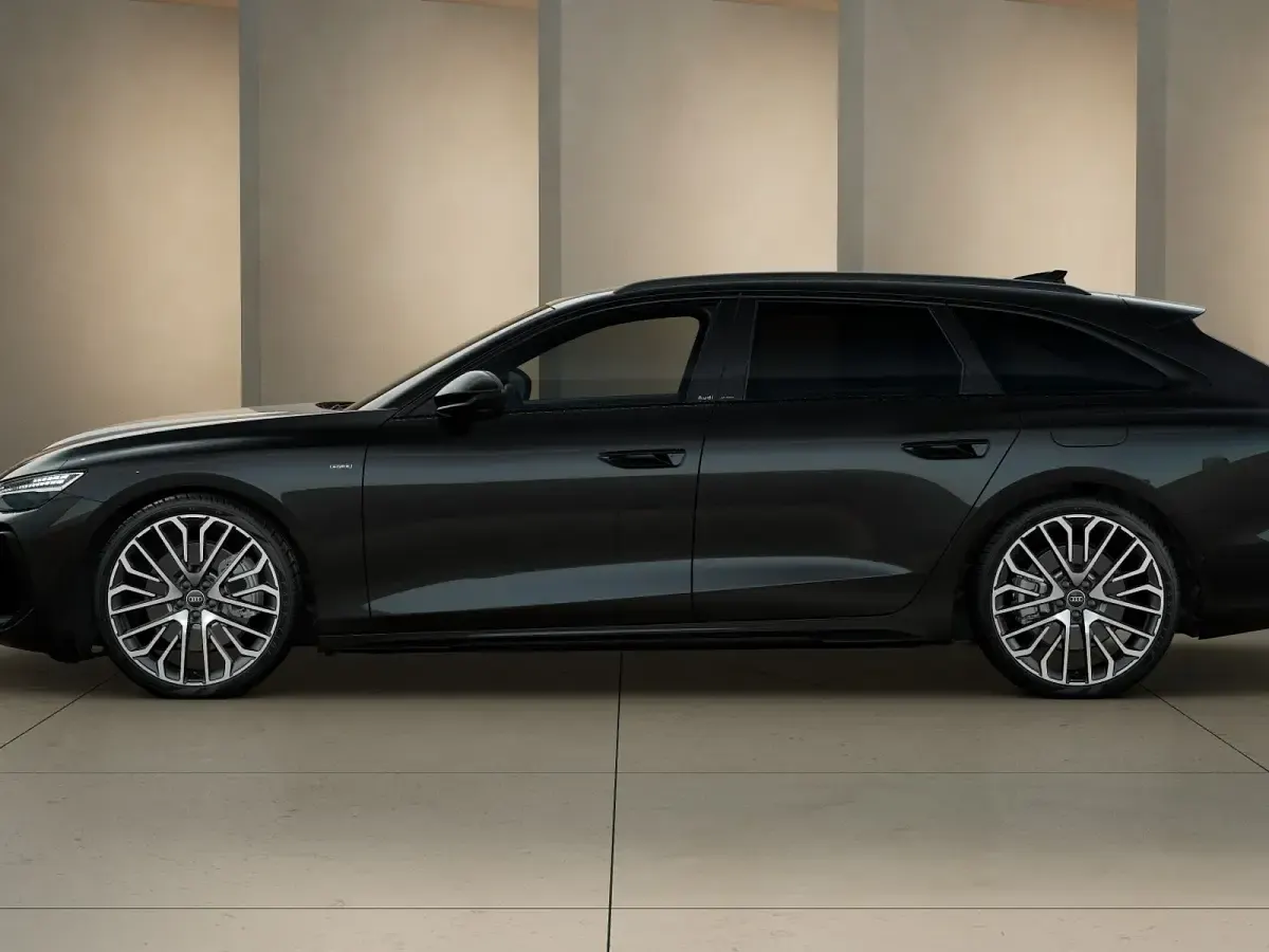 Nuova Audi A6 S-Line 299 CV (219 kW) 2026 Nero mito metallizzato Station wagon